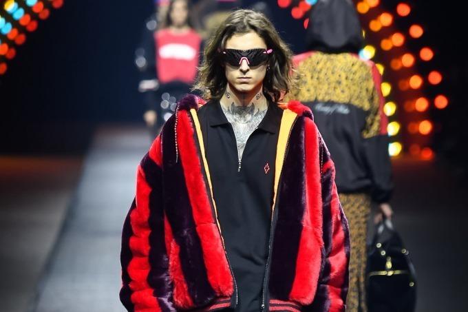 マルセロ・ブロン カウンティ・オブ・ミラン 19年秋冬メンズ・ウィメンズ、目眩めくファッションの自由 
