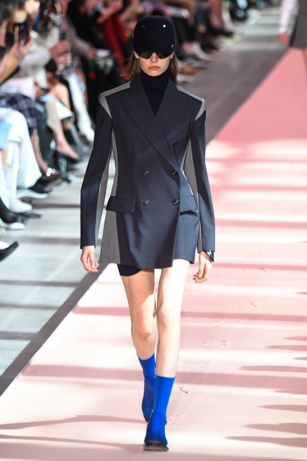 スポーツマックス 2019-20年秋冬コレクション - "未来のクラシシズム"を探求 コピー スポーツマックス 2019-20年秋冬コレクション - "未来のクラシシズム"を探求 コピー