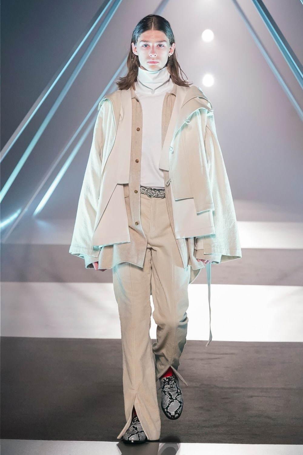 HARE 2019年秋冬コレクション - 表裏の曖昧さが生んだ美しさと自由 コピー HARE 2019年秋冬コレクション - 表裏の曖昧さが生んだ美しさと自由 コピー