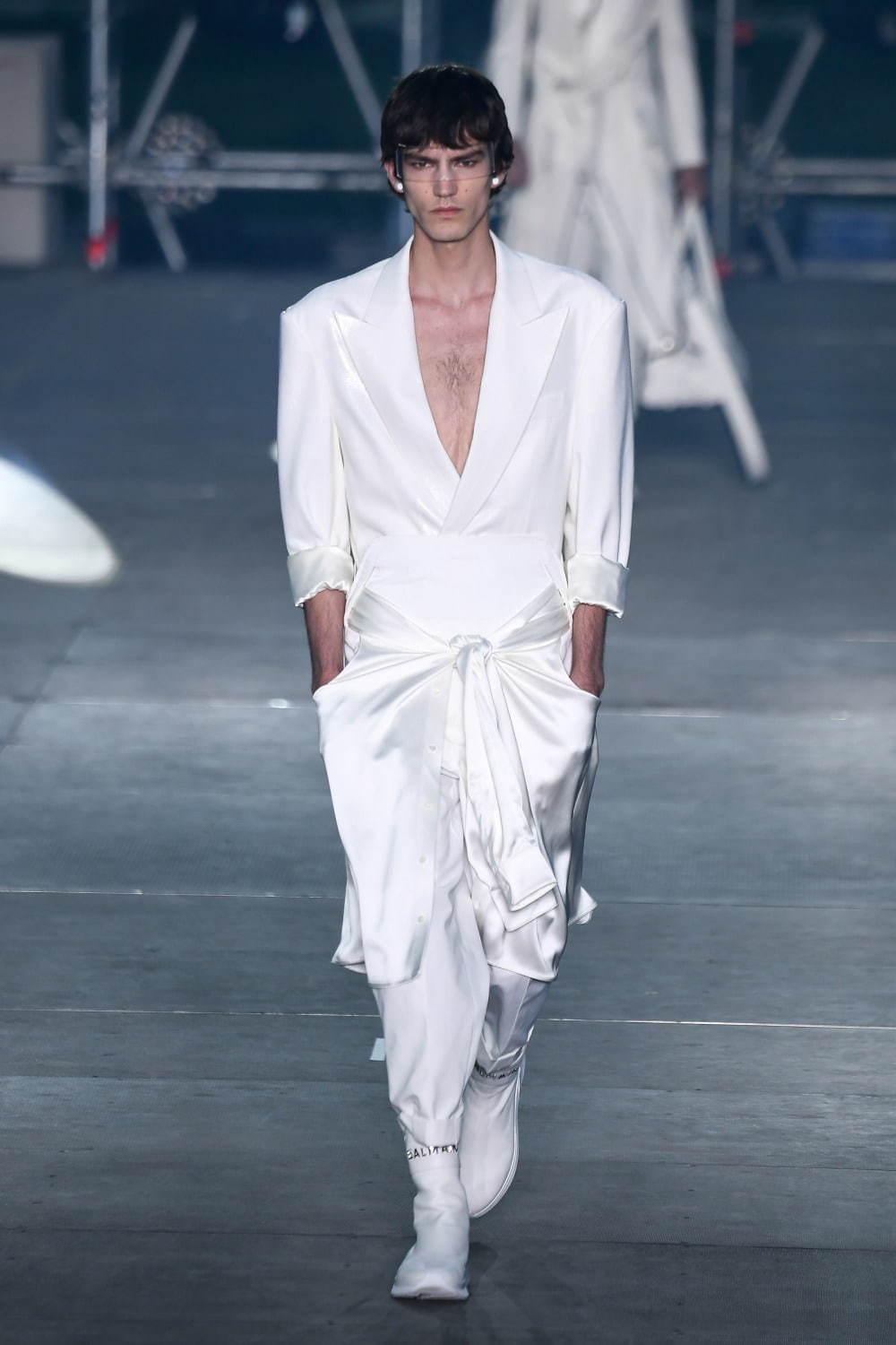 バルマン 2020年春夏メンズコレクション - 一年で一番短い夏の夜の始まりを告げる洋服 コピー バルマン 2020年春夏メンズコレクション - 一年で一番短い夏の夜の始まりを告げる洋服 コピー