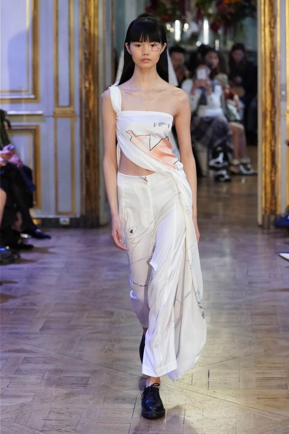 イーチ アザー 2020年春夏コレクション - 意外性をもたらすドローイング コピー