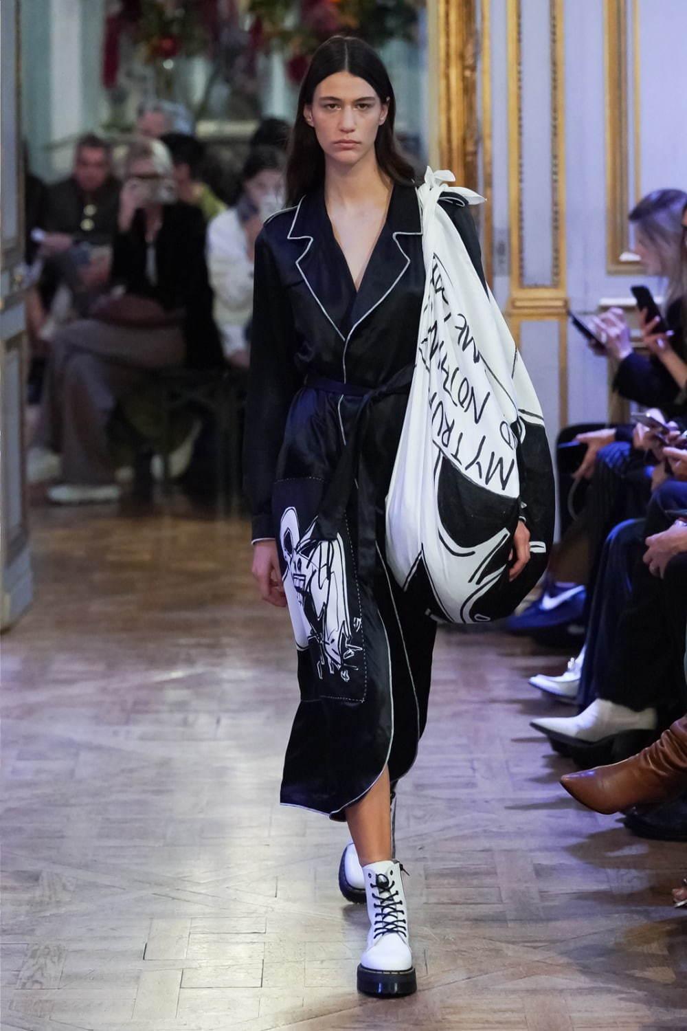 イーチ アザー 2020年春夏コレクション - 意外性をもたらすドローイング コピー