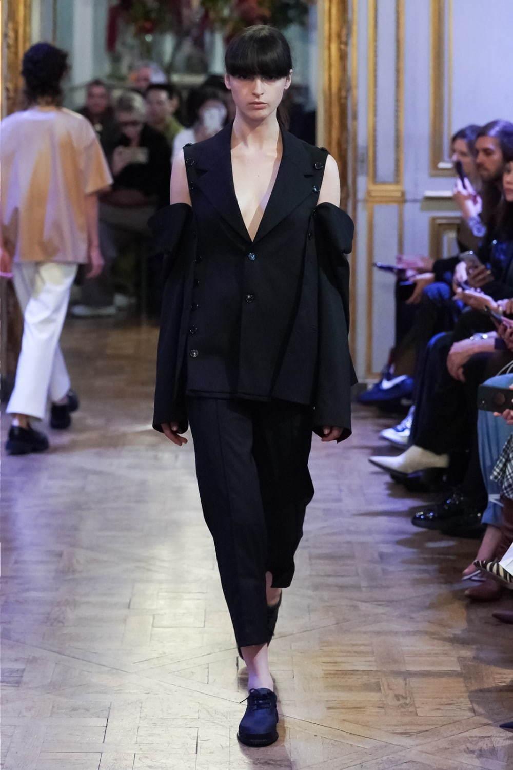 イーチ アザー 2020年春夏コレクション - 意外性をもたらすドローイング コピー