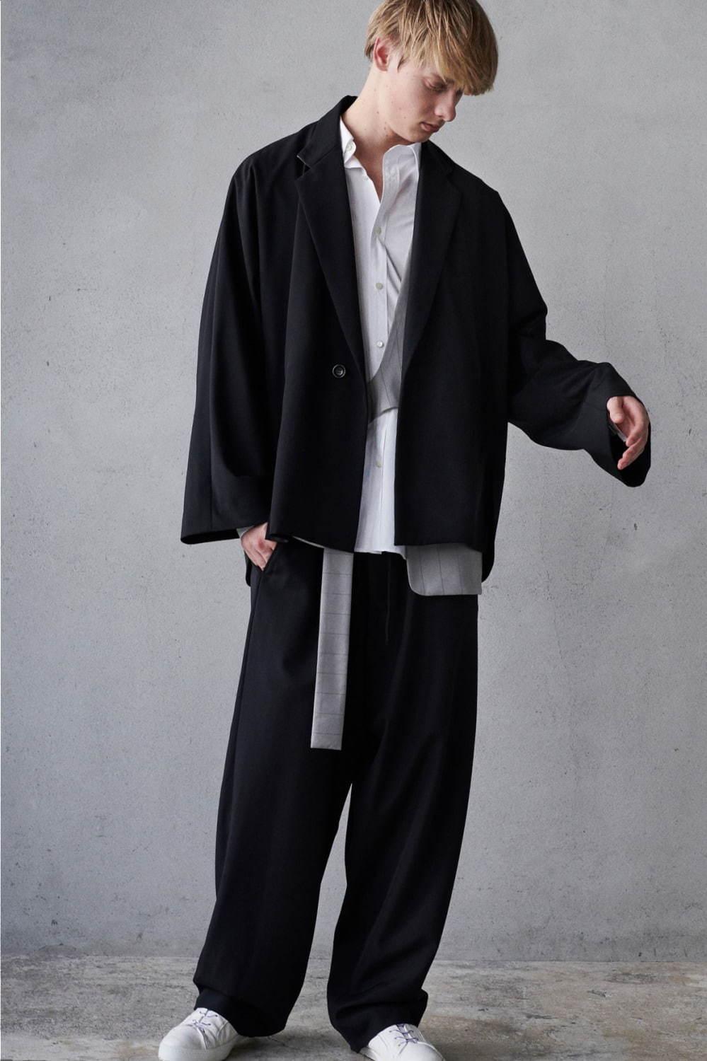 ウジョー 2020年春夏ウィメンズ&メンズコレクション - 不完全な造形に見出す美、均衡の着地点 コピー ウジョー 2020年春夏ウィメンズ&メンズコレクション - 不完全な造形に見出す美、均衡の着地点 コピー