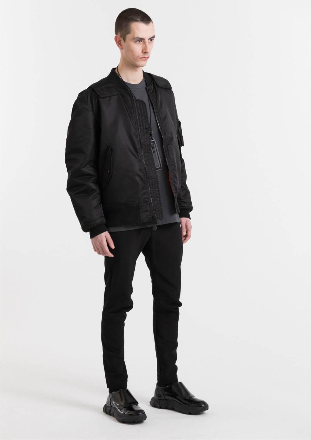 アタッチメント 2020-21年秋冬コレクション - クリーンなムードに隠しもつ都会の“ギミック” コピー