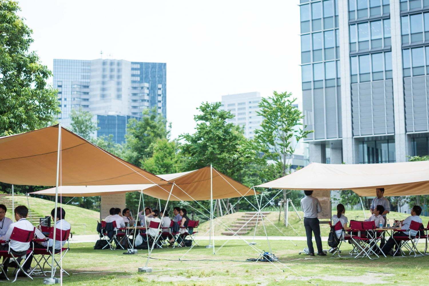 「スノーピーク 久屋大通公園」レイヤード ヒサヤオオドオリパークに誕生、東海初レストラン併設 