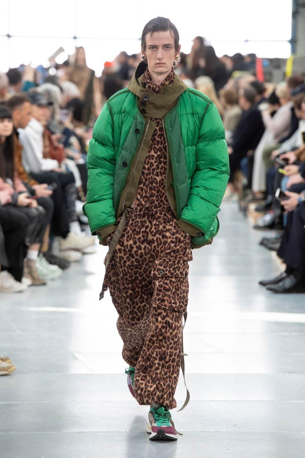 sacai×伊ブランド・テンシー“ハイブリッド”メンズミリタリーウェア、左右非対称モッズコートなど コピー sacai×伊ブランド・テンシー“ハイブリッド”メンズミリタリーウェア、左右非対称モッズコートなど コピー