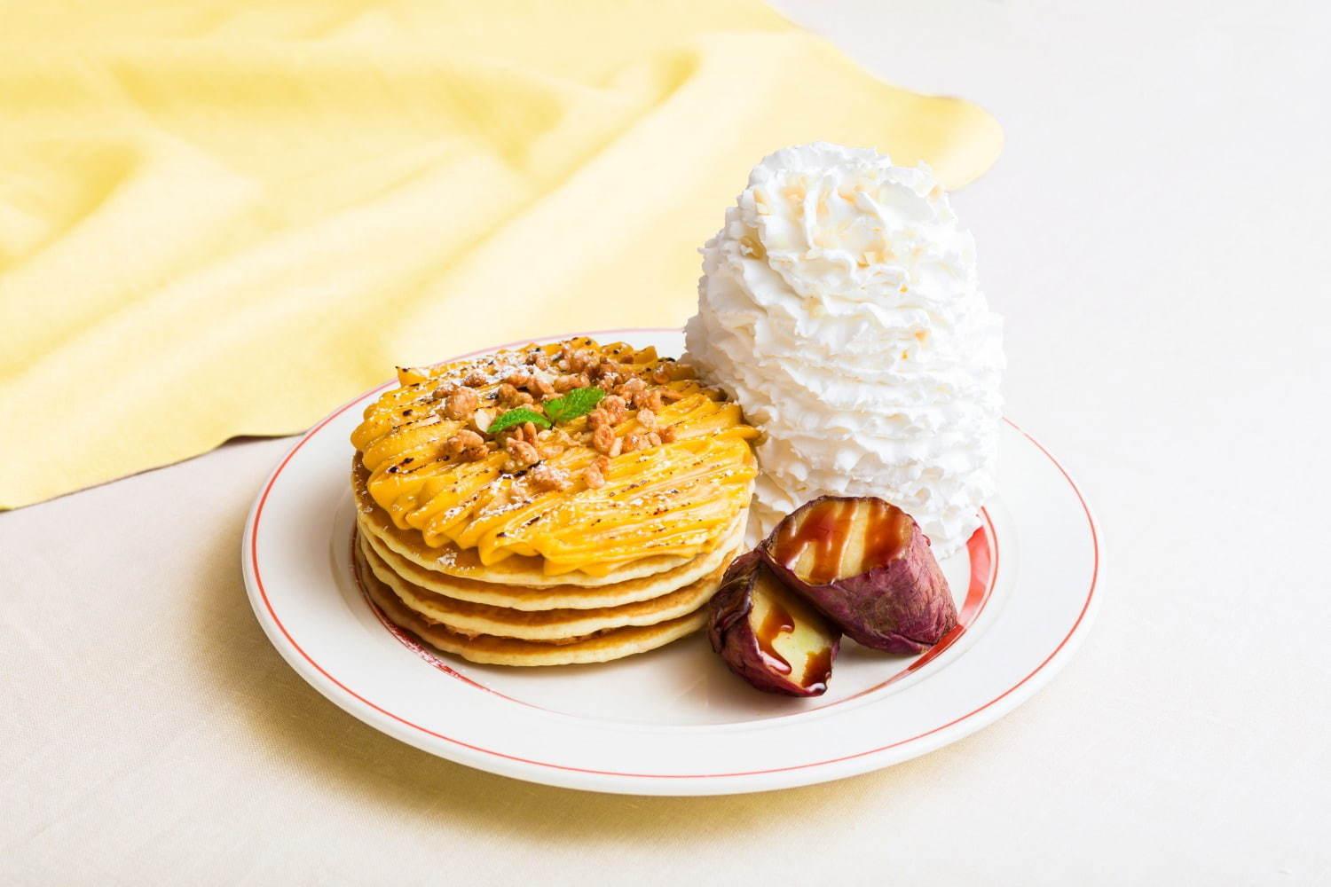 エッグスンシングス秋限定パンケーキ、芳醇な“安納芋”スイートクリーム＆紅はるかをトッピング コピー