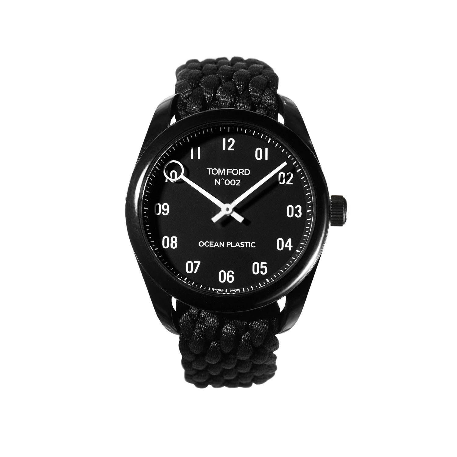 トム フォードからオールブラックの腕時計「オーシャン プラスチック タイムピース」 コピー