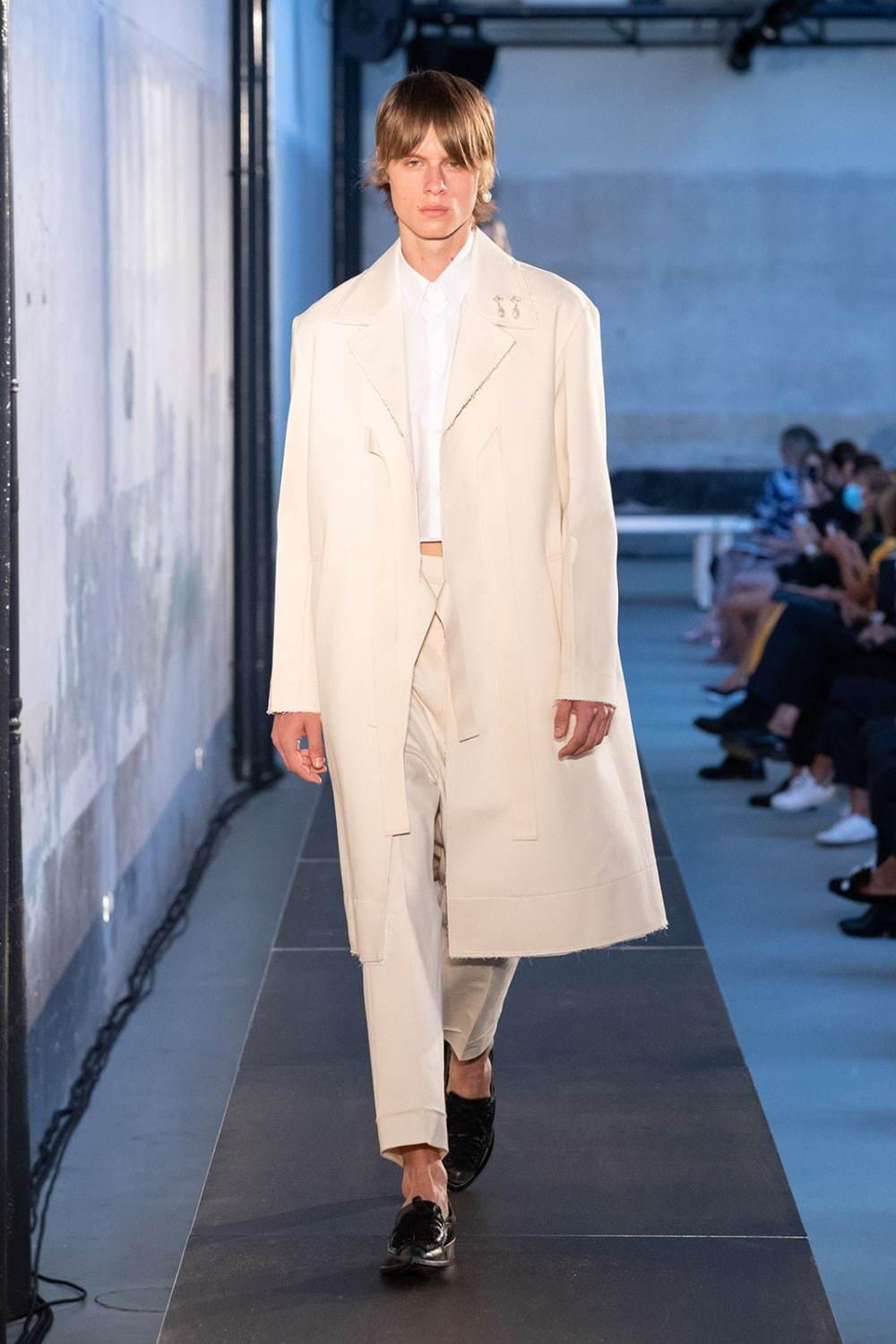 ヌメロ ヴェントゥーノ 2021年春夏メンズコレクション - 柔らかなニュアンスを纏った紳士服 コピー ヌメロ ヴェントゥーノ 2021年春夏メンズコレクション - 柔らかなニュアンスを纏った紳士服 コピー