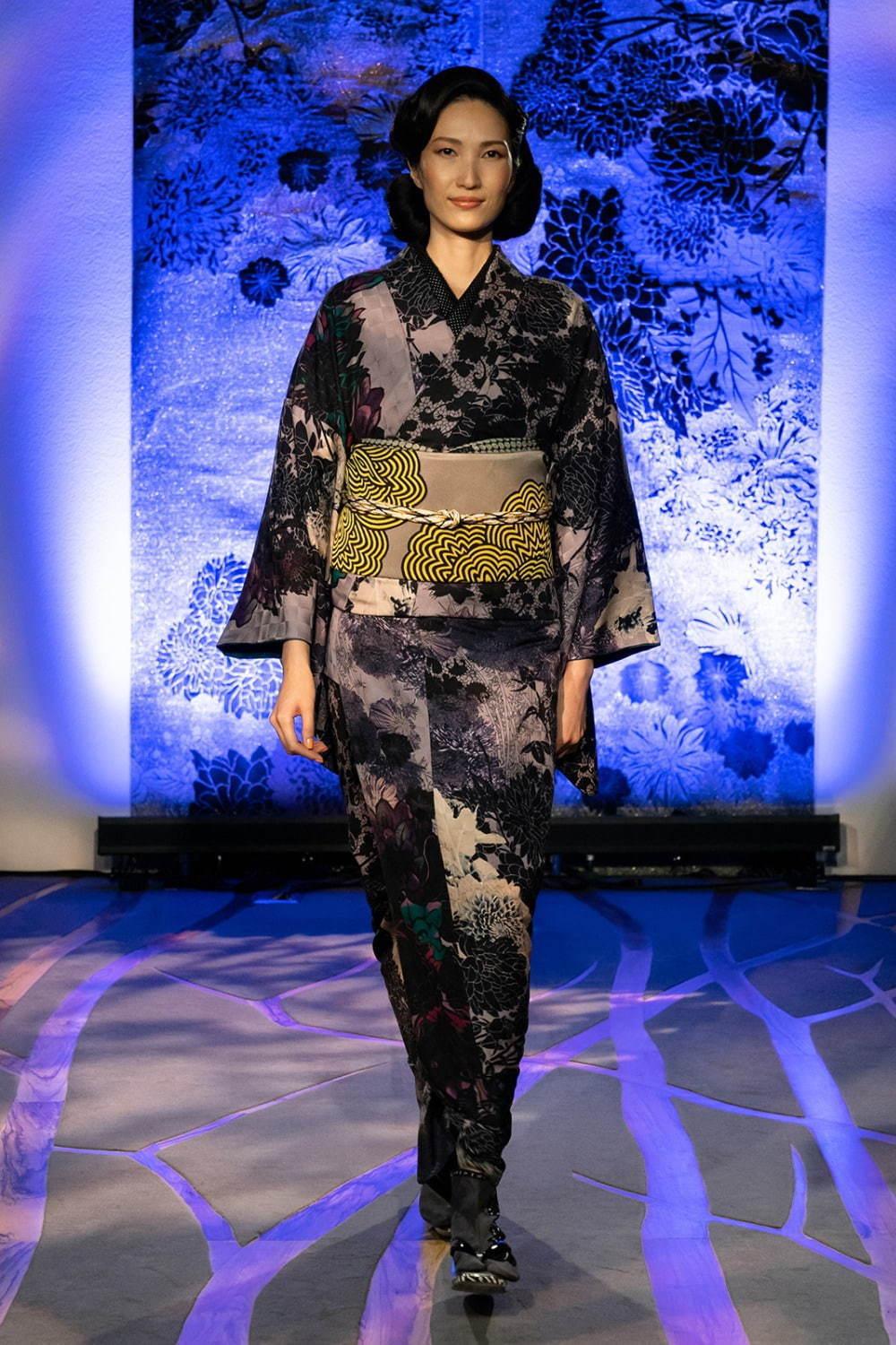 ジョウタロウ サイトウ 2020-21年秋冬コレクション - 鏡の空間、無限に反射する花の姿 コピー ジョウタロウ サイトウ 2020-21年秋冬コレクション - 鏡の空間、無限に反射する花の姿 コピー