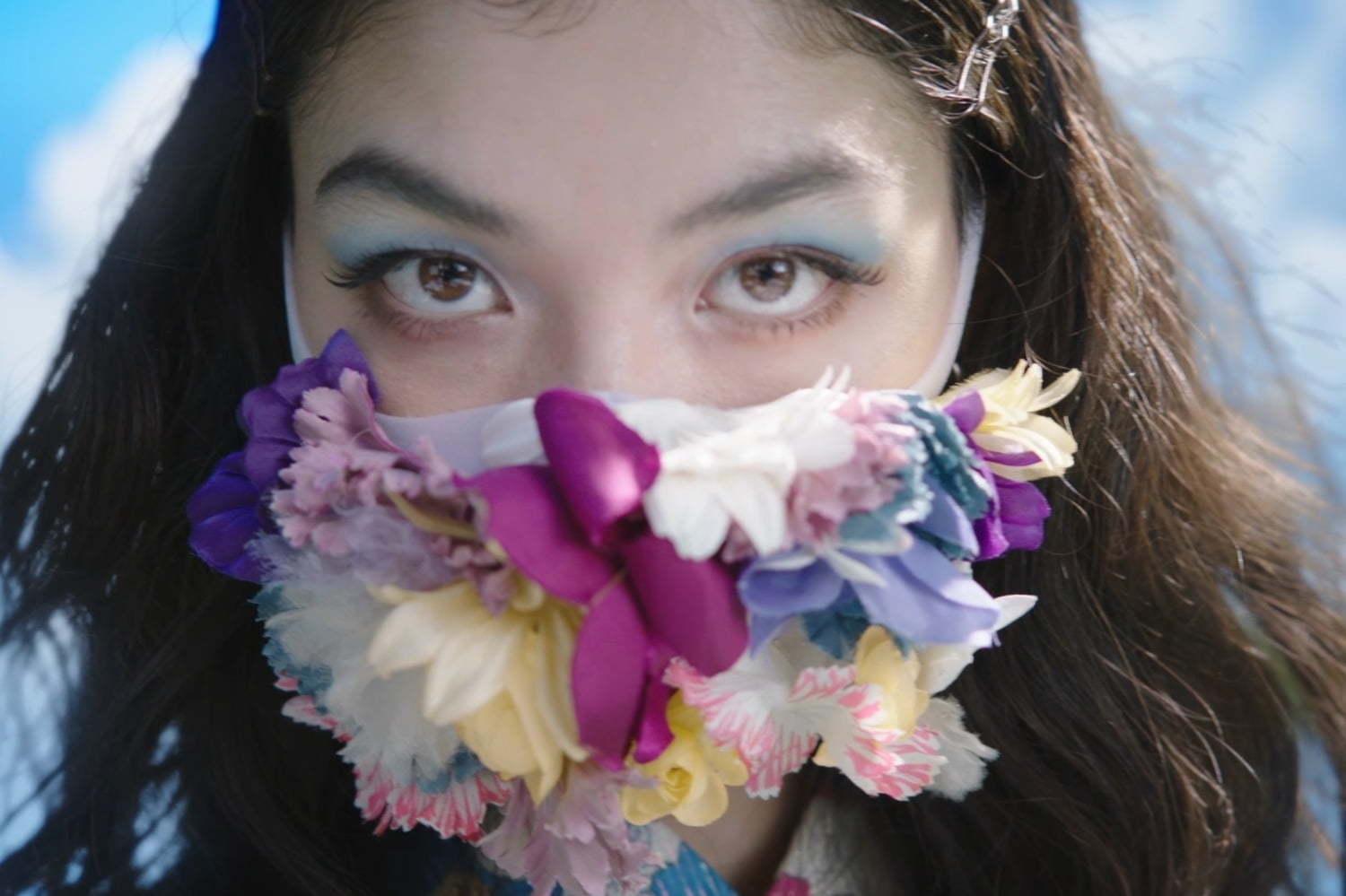 ケイタ マルヤマ×ピッタマスクのコラボショー、“時空を超えたファッション”を提案&モデルに福士リナ 