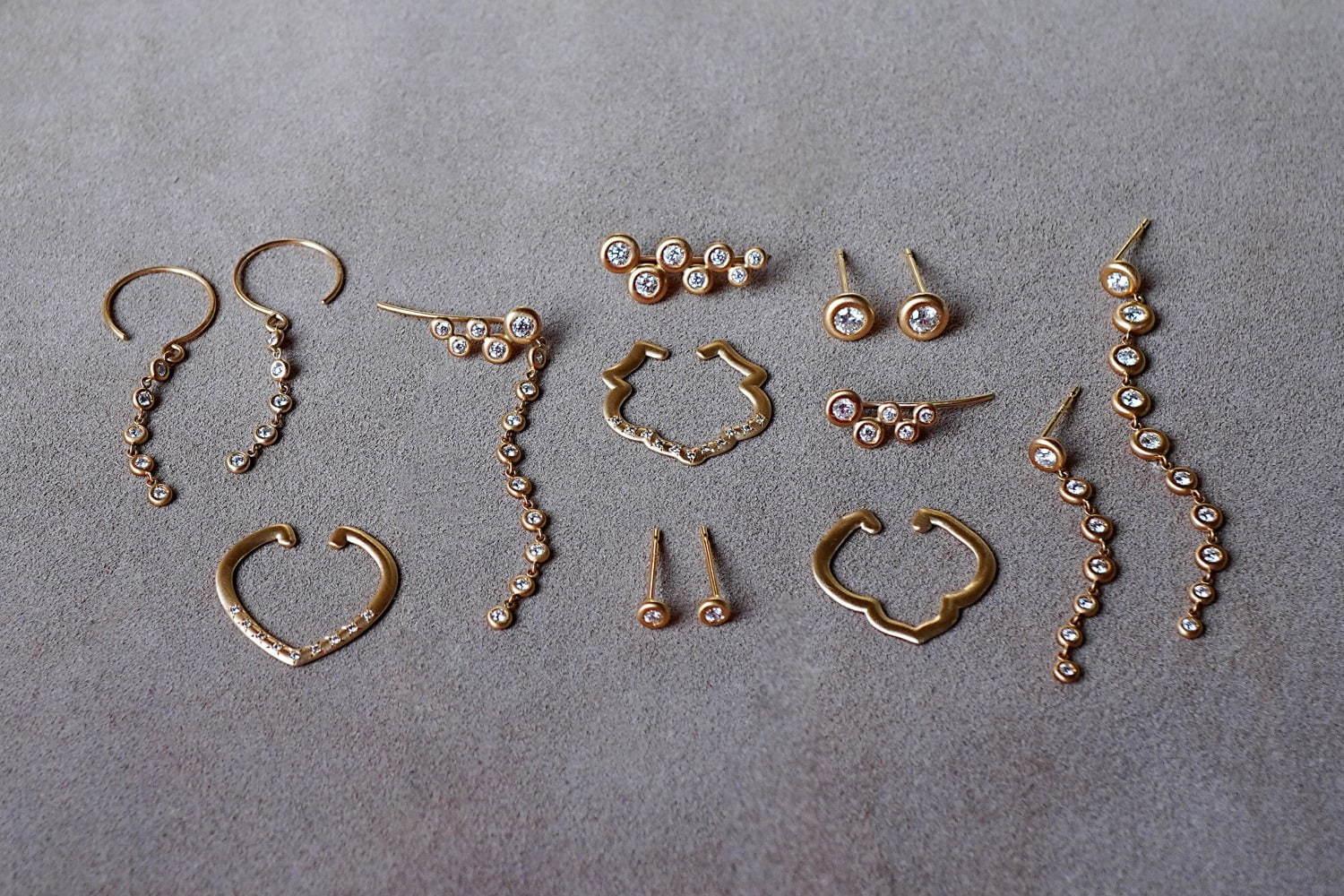 トーカティブ新作ジュエリー「パフ」ゴールド×ダイヤモンドの繊細なピアス、紋様モチーフのイヤーカフも コピー トーカティブ新作ジュエリー「パフ」ゴールド×ダイヤモンドの繊細なピアス、紋様モチーフのイヤーカフも コピー