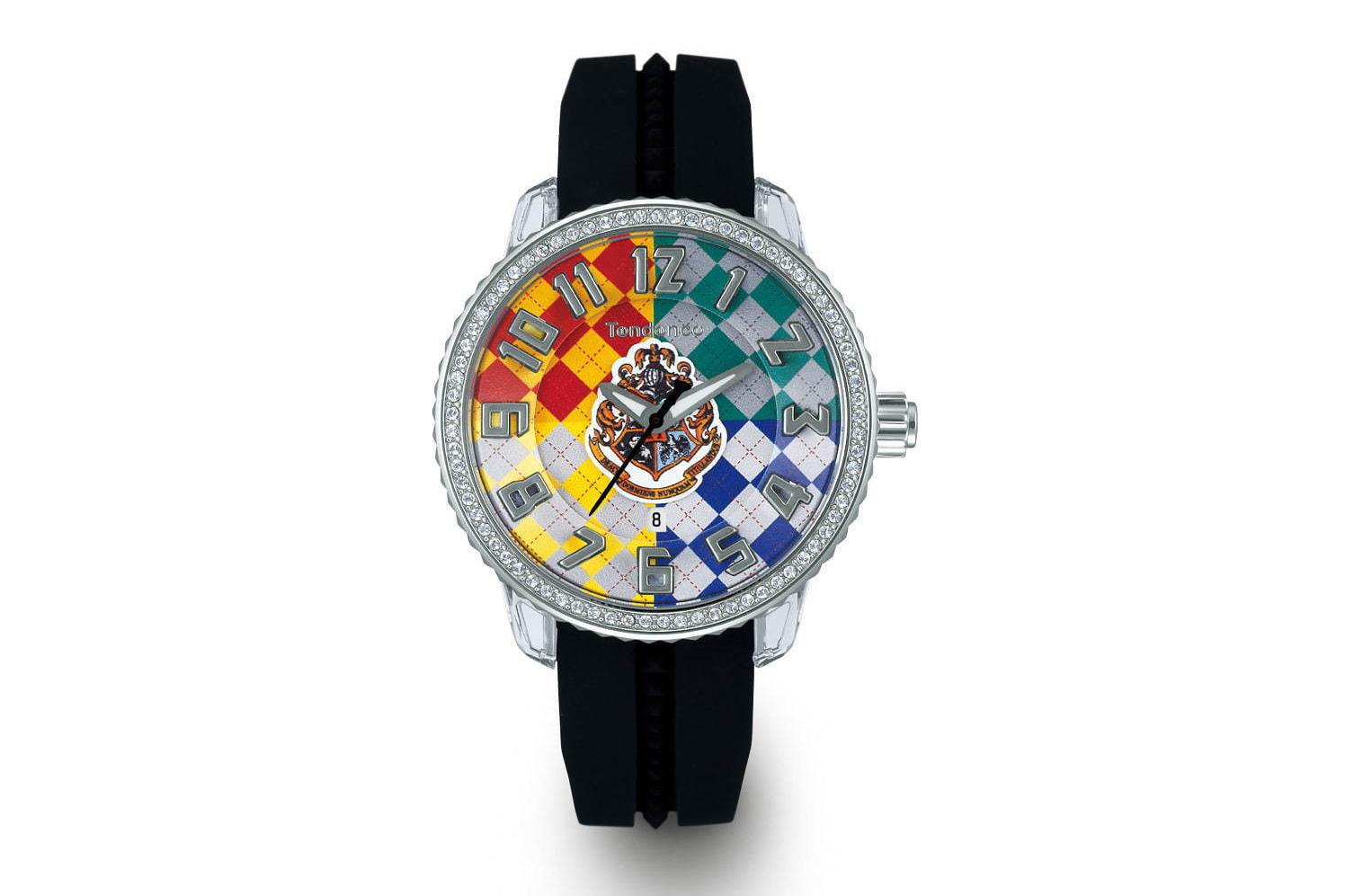 テンデンス×「ハリー・ポッター」の腕時計、魔法の杖の秒針やホグワーツのエンブレムデザイン 