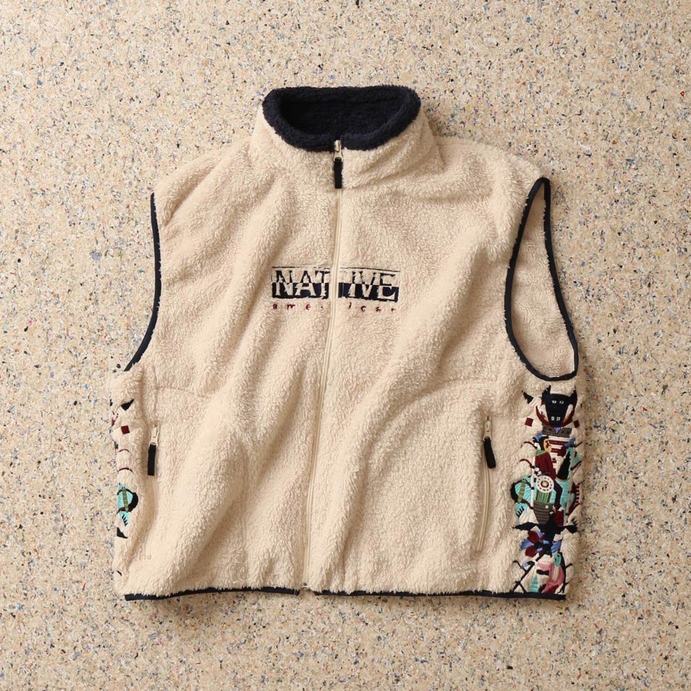 ダブレットのウィズム別注フリース、“19世紀のネイティブアメリカン”風の刺繍でアレンジ コピー ダブレットのウィズム別注フリース、“19世紀のネイティブアメリカン”風の刺繍でアレンジ コピー