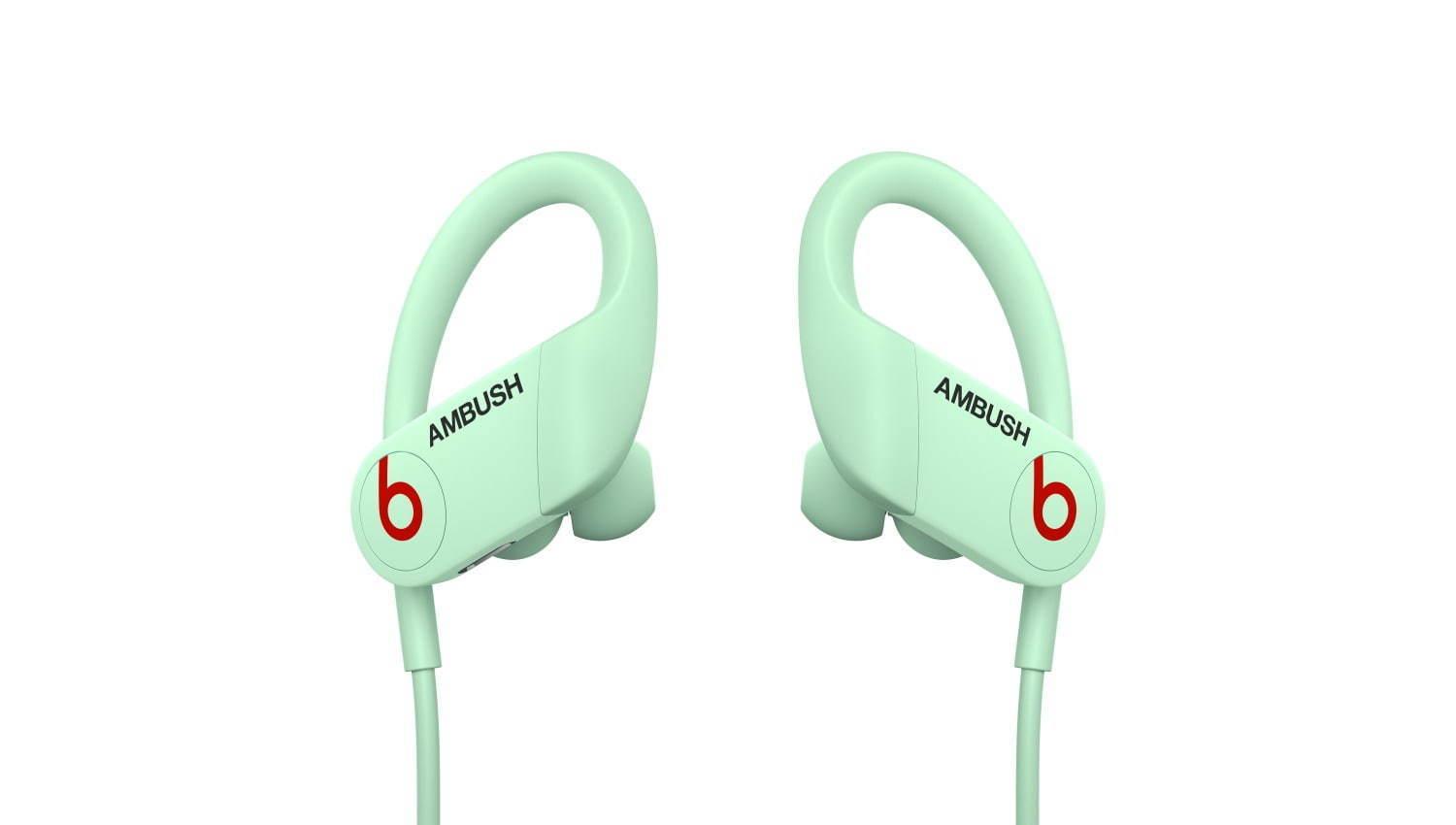 アンブッシュ×beatsのコラボイヤホン、暗闇で光る「Powerbeats」 コピー