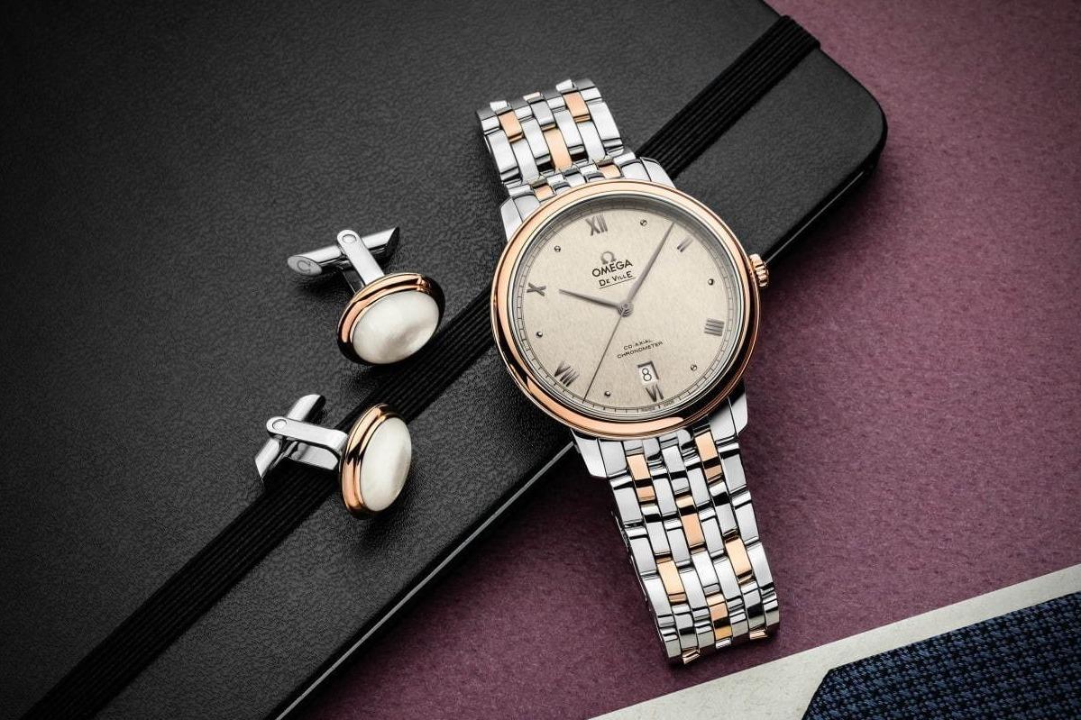 オメガ「デ・ヴィル プレステージ」新作腕時計、ヴィンテージ風クリーム色ダイアルなど新色 