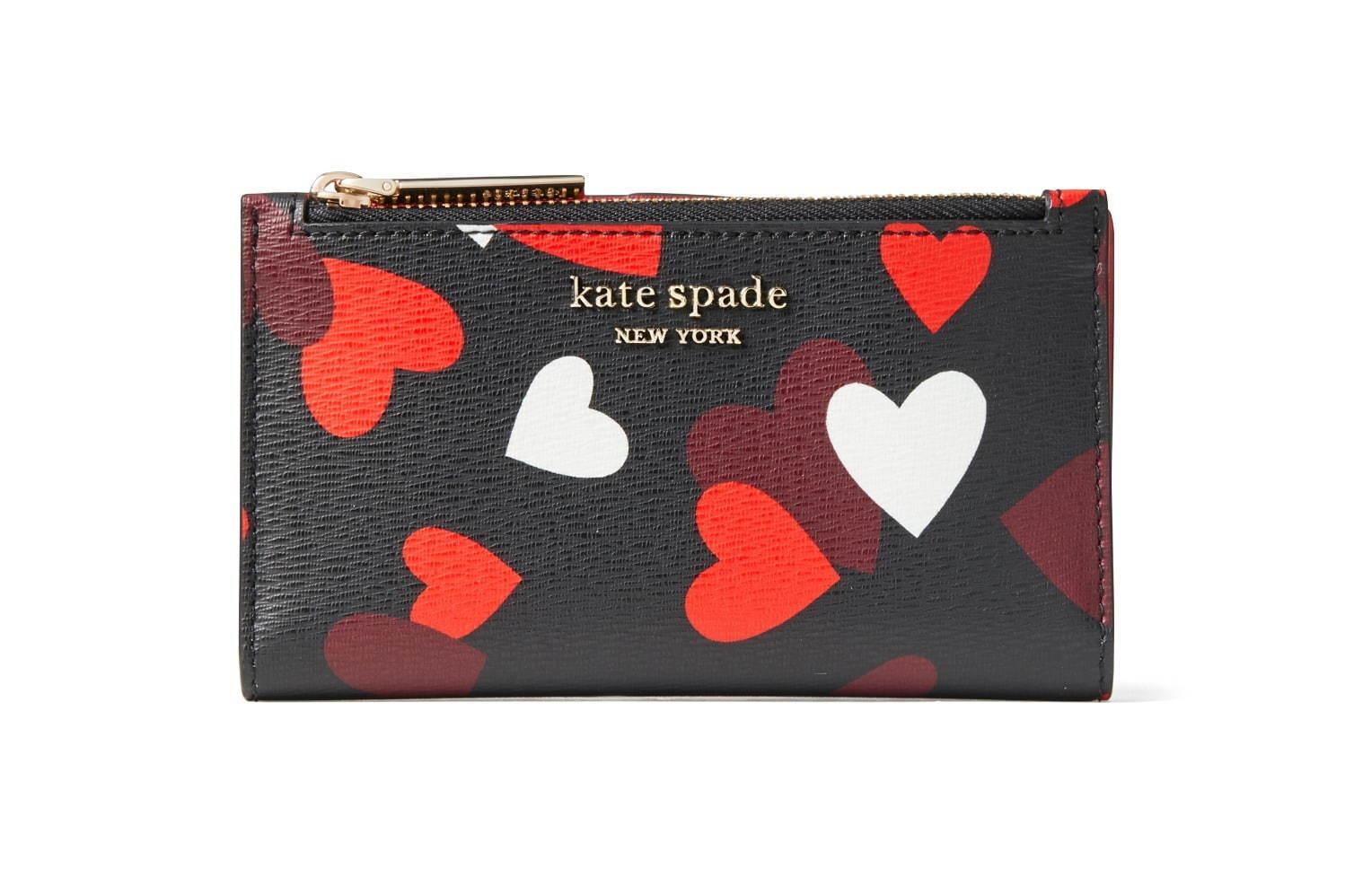 ケイト・スペード2021年バレンタインギフト、“ハート”モチーフの財布&3Dコインパース コピー