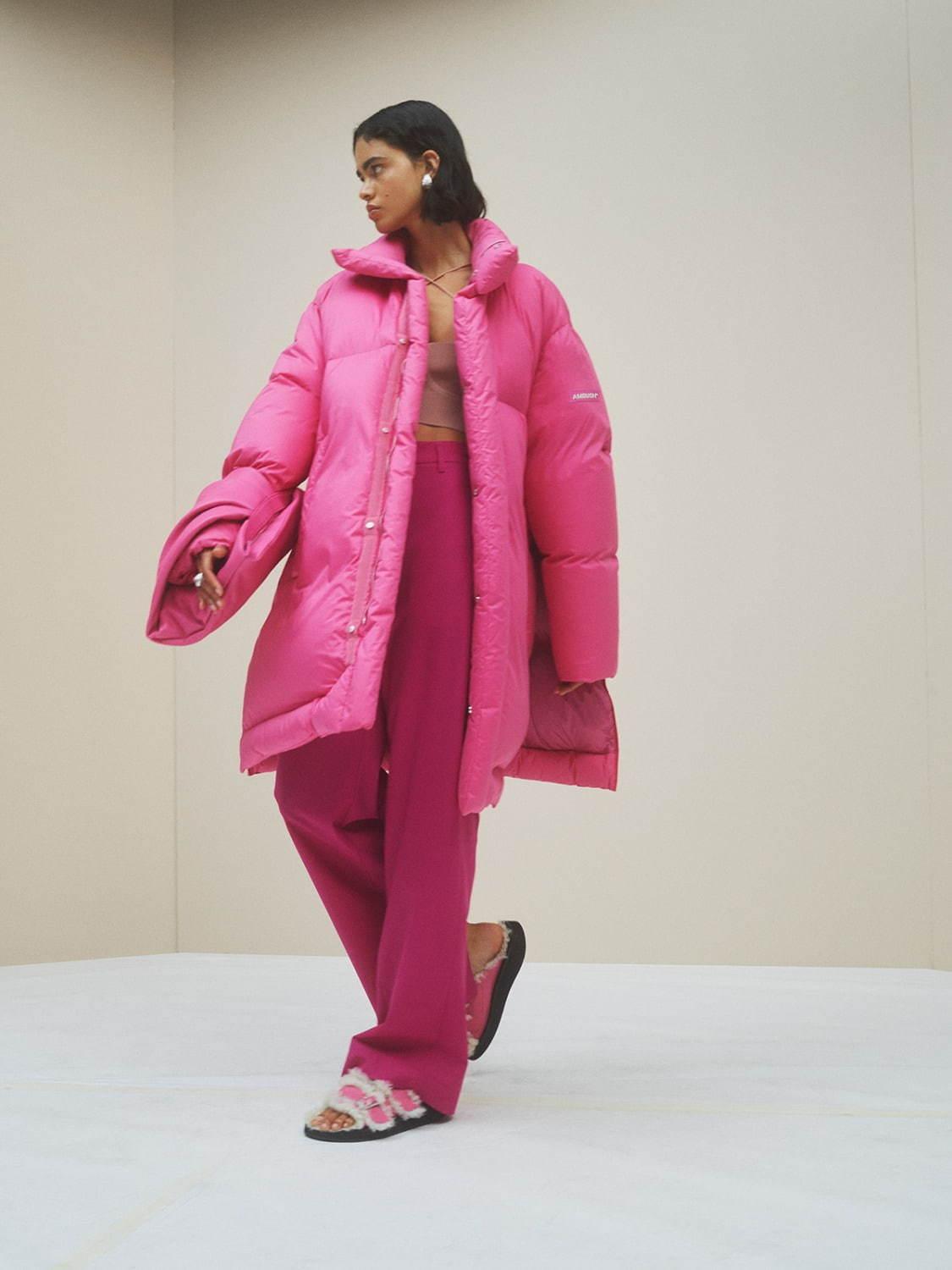 アンブッシュ 2021-22年秋冬コレクション - 日常と非日常を行き交う服 コピー アンブッシュ 2021-22年秋冬コレクション - 日常と非日常を行き交う服 コピー