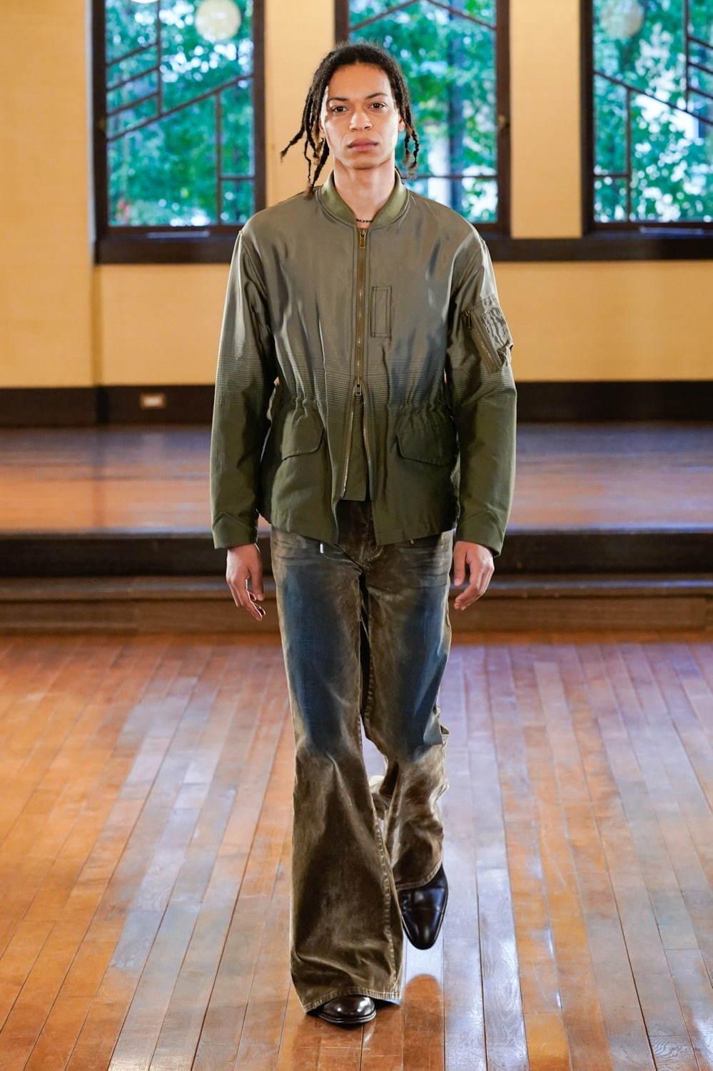 ターク21年秋冬コレクションがランウェイ形式で発表、“夢”を表現した幻想的な服たち コピー