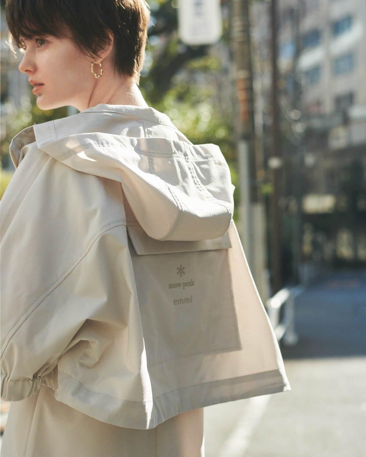 エミ×スノーピークのコラボウェア、機能性ばっちりのワンピース&ブルゾンセット コピー エミ×スノーピークのコラボウェア、機能性ばっちりのワンピース&ブルゾンセット コピー