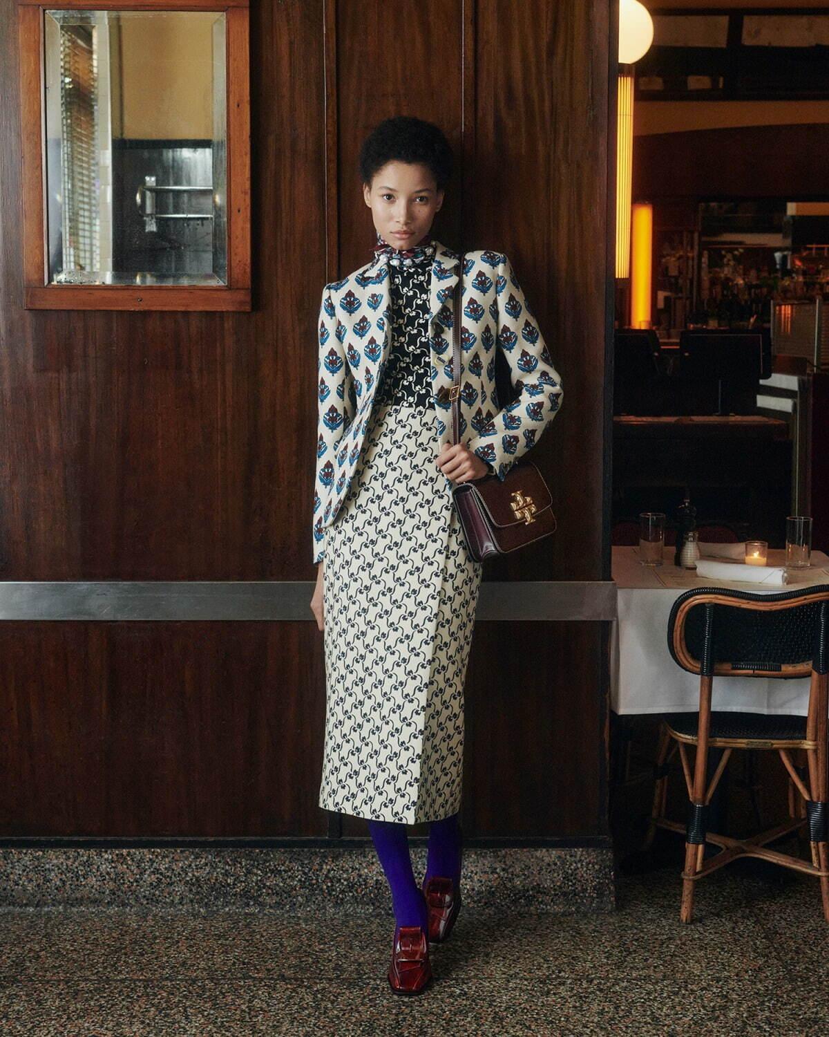 トリー バーチ 2021-22年秋冬コレクション - クラシカルな花が咲く、マニッシュスタイル コピー