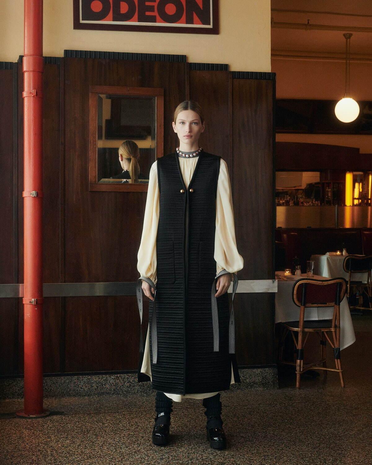 トリー バーチ 2021-22年秋冬コレクション - クラシカルな花が咲く、マニッシュスタイル コピー