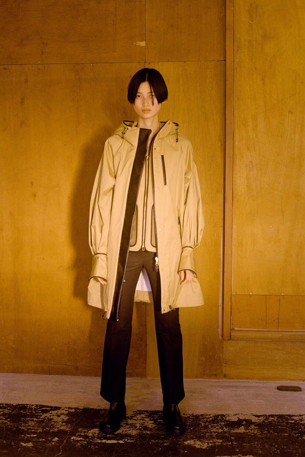 マメ クロゴウチ 2021年プレフォールコレクション - 夕暮れの京の都、格子窓の光をたよりに コピー