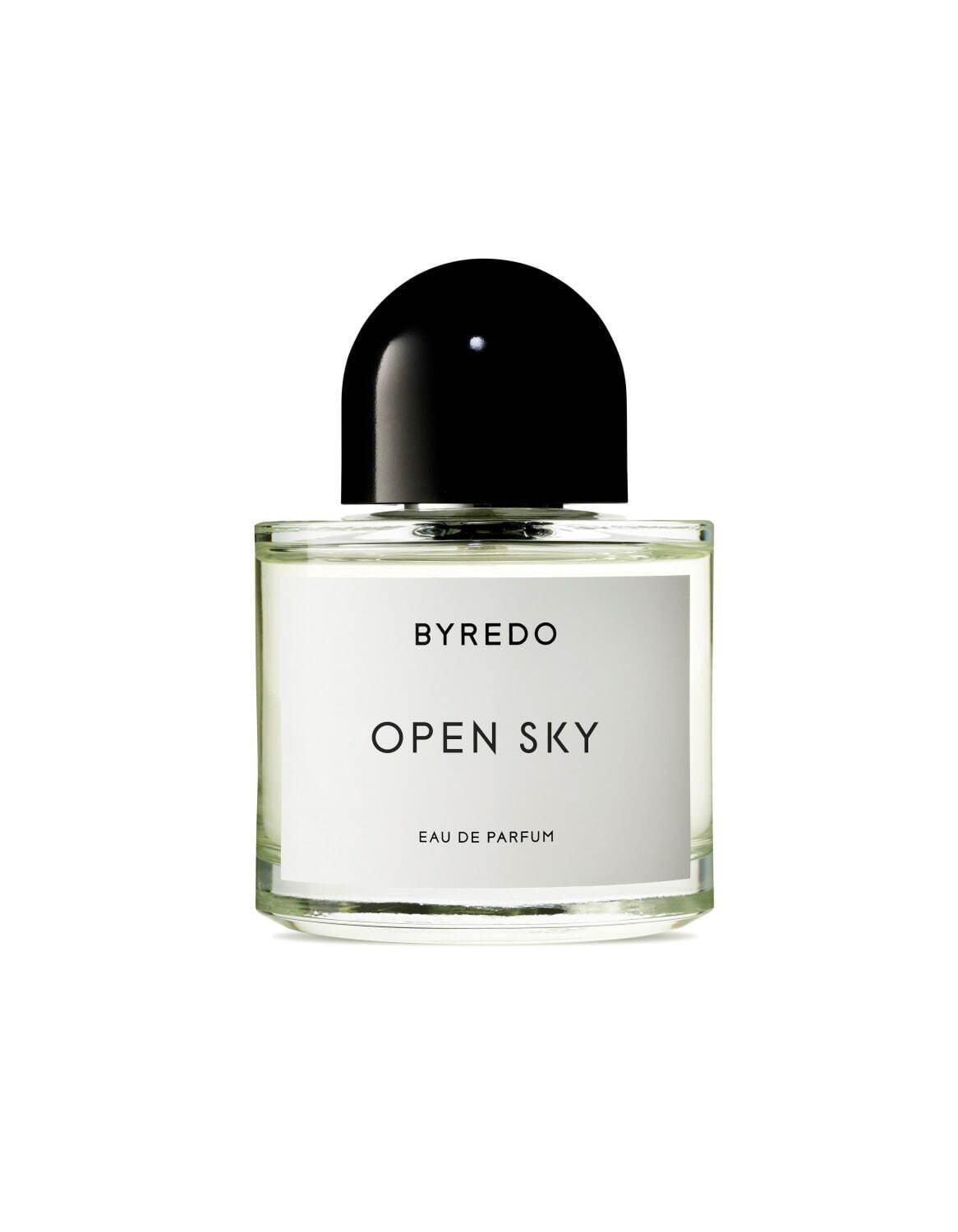 バイレードの新作フレグランス「オープンスカイ」“旅”から着想した爽やかで瑞々しい香り コピー