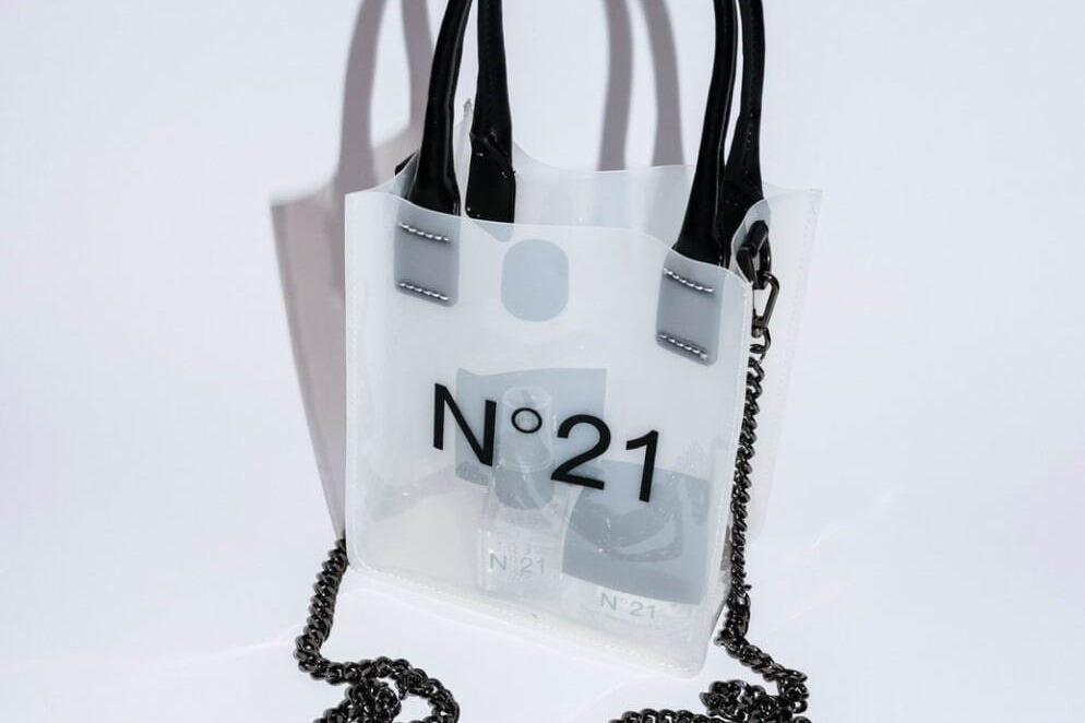 N21“クリアバッグ”付きハンドケアセット＆“ニューエラ”コラボキャップ、阪急うめだ本店で 