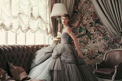 ディオールが1950年代に刻んだもの - 写真集「Dior Glamour Mark Shaw」発売 
