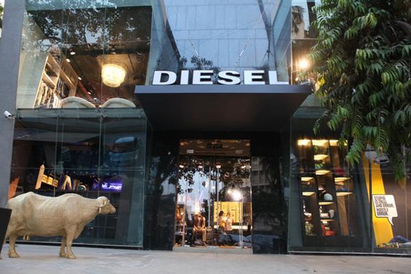 ディーゼル、ついにインドに進出 - ムンバイに直営店オープン 