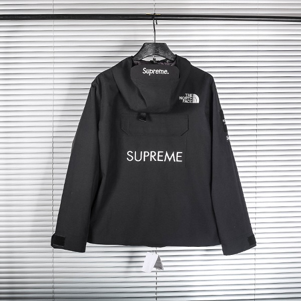 Supreme5.jpg