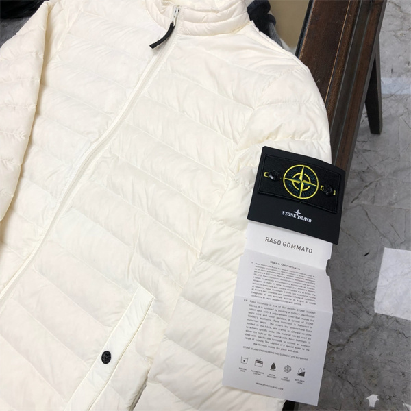 STONE ISLAND ストーンアイランド コピー ダウンジャケット