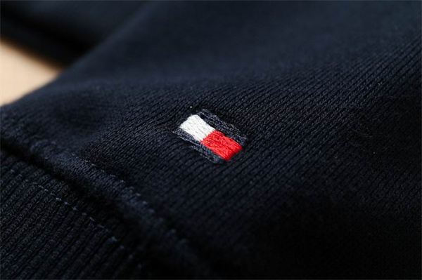 Tommy Hilfiger トミー ヒルフィガー コピー 丸首 セーター