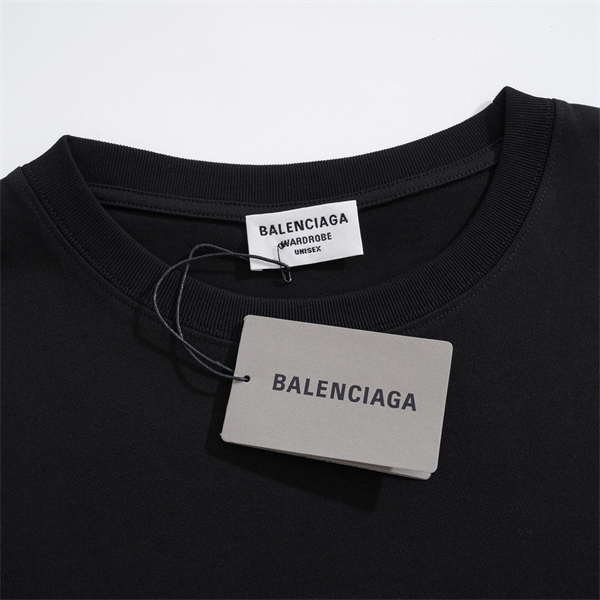 超人気の高品質 BALENCIAGA バレンシアガ コピー 激安 半袖tシャツ 2色 