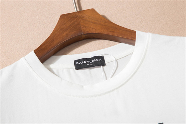 バレンシアガ 2021人気 メンズ半袖ｔシャツ 偽物