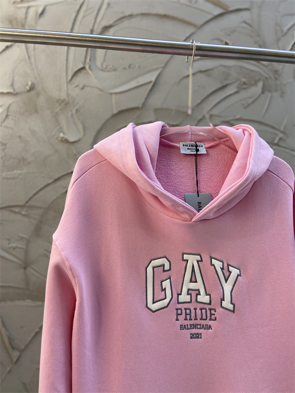 バレンシアガ パーカー スウェット 2021人気  ブランド限定セール 偽物