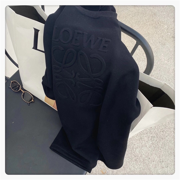 Loewe ロエベ 半袖ｔシャツ 2021人気  偽物