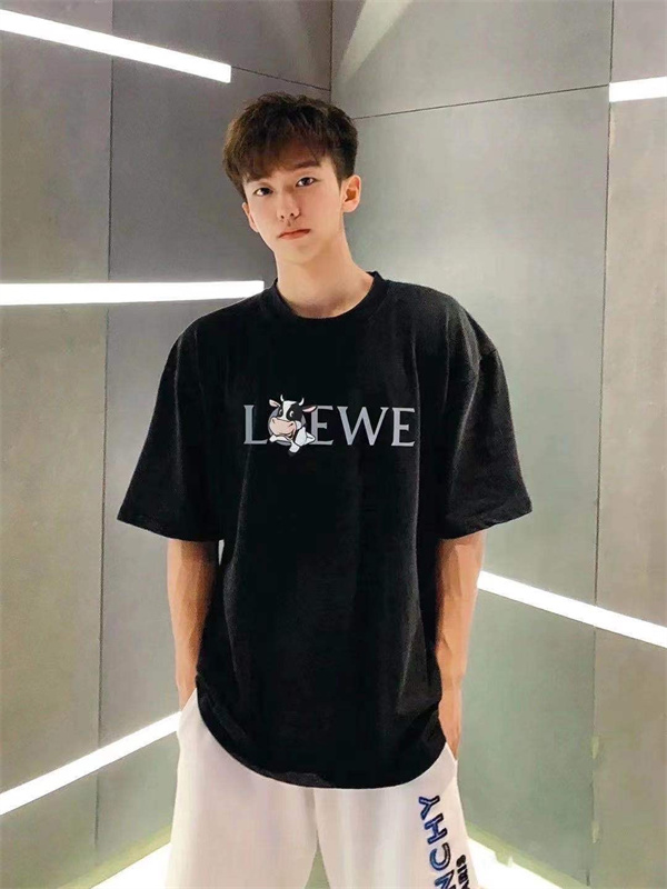 Loewe ロエベ 半袖ｔシャツ 2021人気  偽物