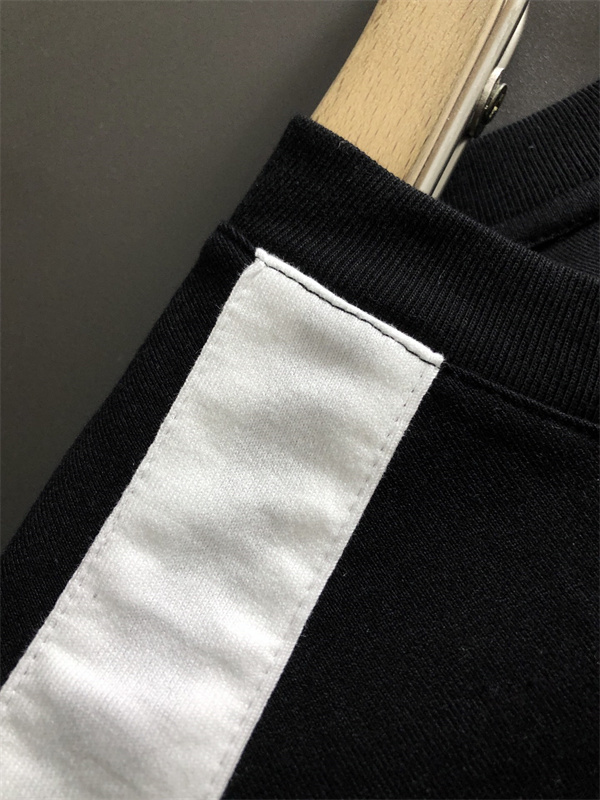 Loewe ロエベ 半袖tシャツ 2021人気 偽物