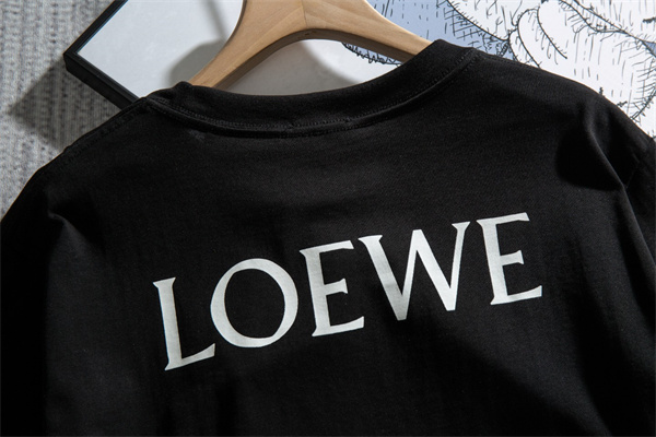 Loewe ロエベ 半袖ｔシャツ 2021人気  偽物