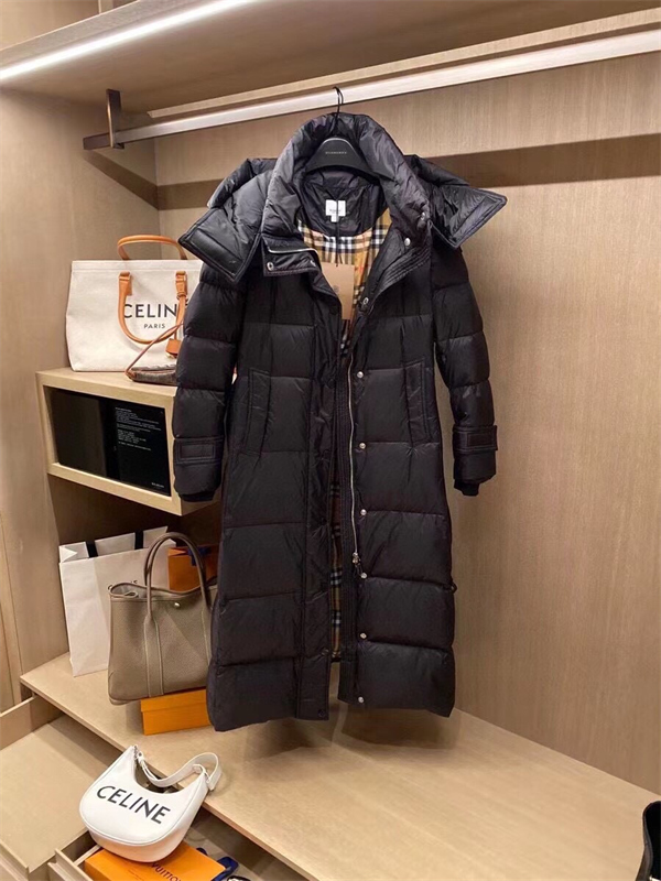バーバリー スーパーコピー ダウンコート
