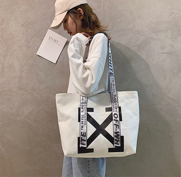 使い勝手の良い Off-White オフホワイト偽物 トートバッグ 激安 2色入