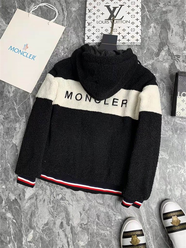 MONCLERコピー ムートンコート