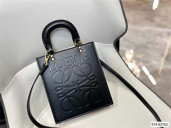 LOEWE偽物 ロエベ トートバッグ