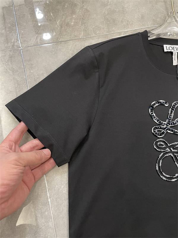 ロエベ半袖tシャツ偽物