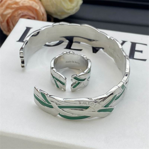 Loewe suits 06lyx2 (6)_2162059.jpg