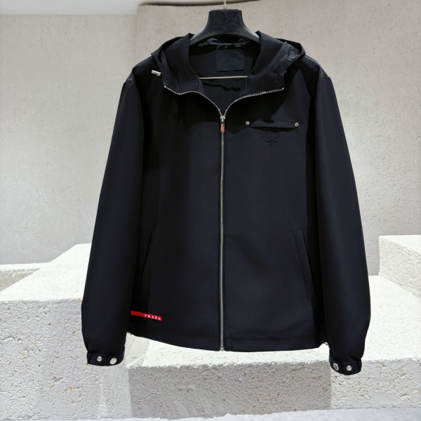 実用性重視 PRADA激安 フード付きジャケット プラダ 三防素材 メタル