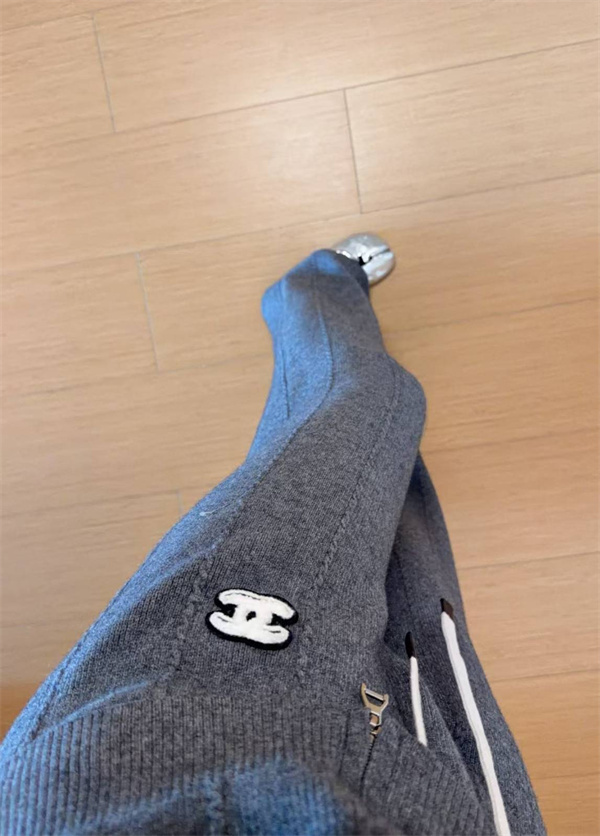 1790303394396057.jpg